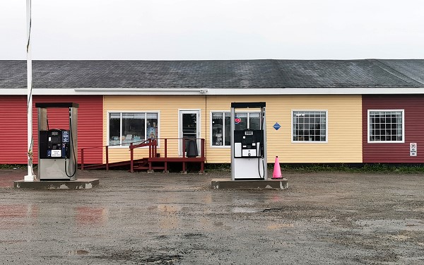 Tankstelle und Shop