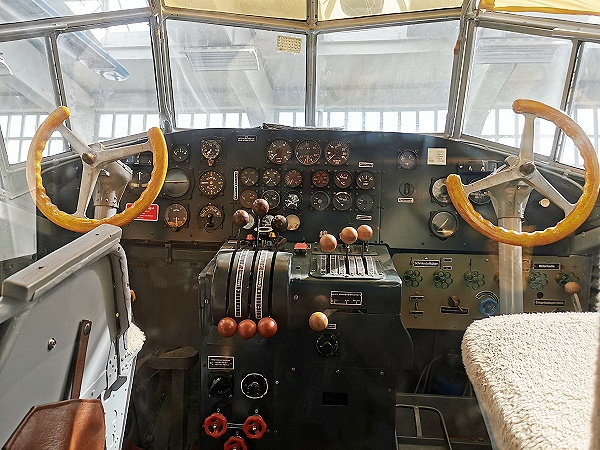 Cockpit Ju52