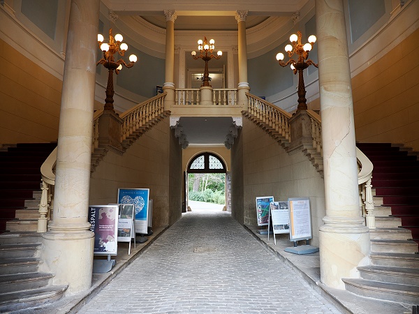 Eingangsbereich Schloss