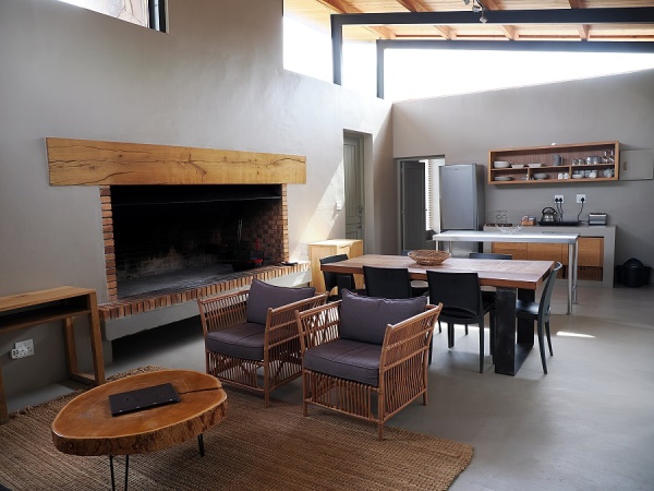 Wohnzimmer und Küche