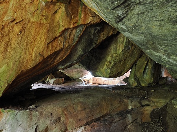 Höhle
