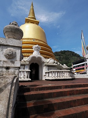 Tempel