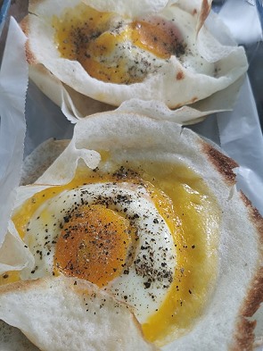 Egg Hoppers